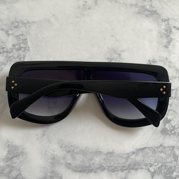 Sunglasses - Picture 5 of 5